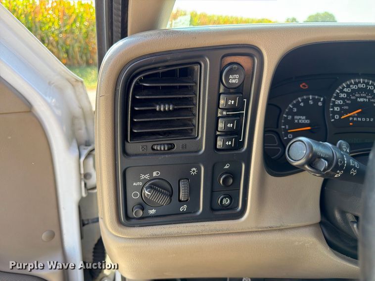 image for item FK3395 2007 Chevrolet Silverado 1500 Ext. Cab pickup truck