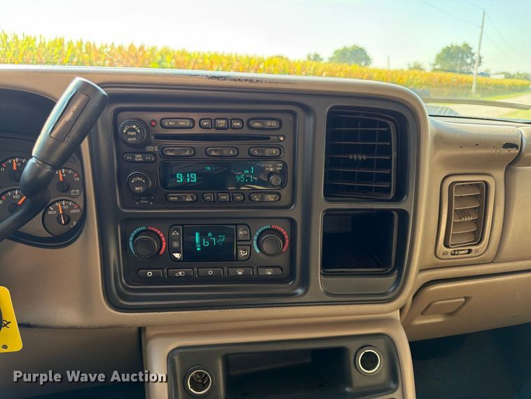image for item FK3395 2007 Chevrolet Silverado 1500 Ext. Cab pickup truck