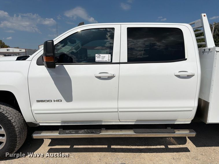 image for item FK3407 2015 Chevrolet Silverado 3500HD Crew Cab utility bed pickup truck