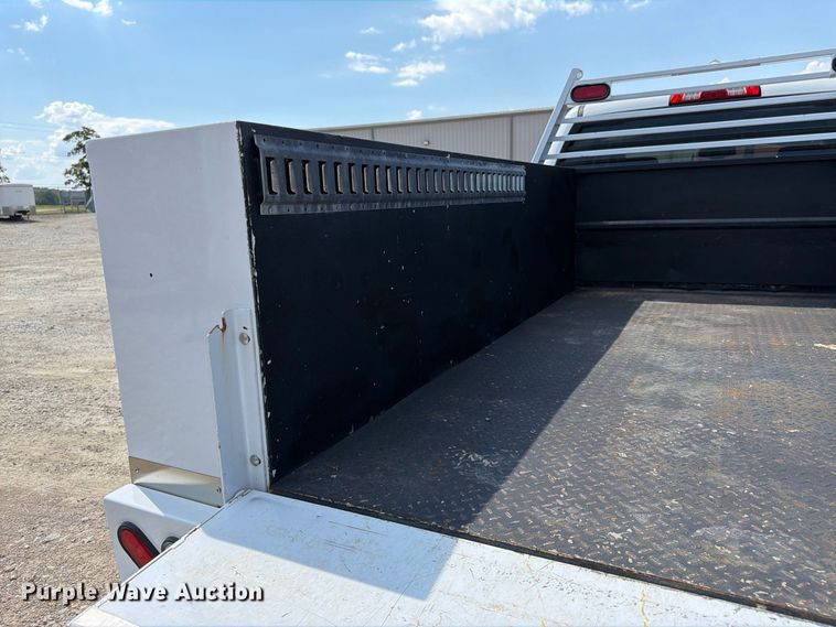 image for item FK3407 2015 Chevrolet Silverado 3500HD Crew Cab utility bed pickup truck