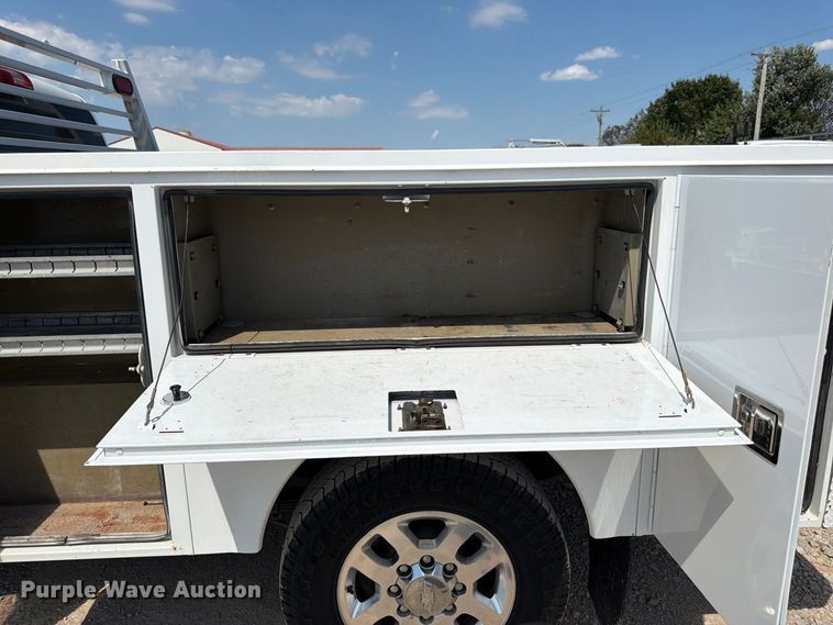 image for item FK3407 2015 Chevrolet Silverado 3500HD Crew Cab utility bed pickup truck