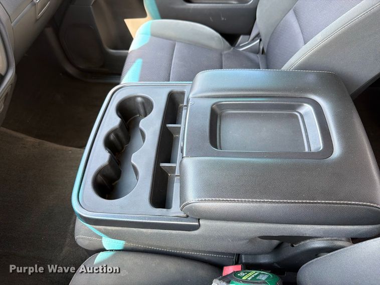 image for item FK3407 2015 Chevrolet Silverado 3500HD Crew Cab utility bed pickup truck