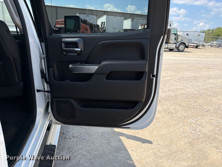 image for item FK3407 2015 Chevrolet Silverado 3500HD Crew Cab utility bed pickup truck