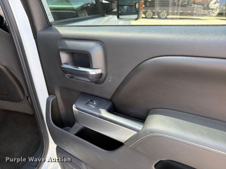 image for item FK3407 2015 Chevrolet Silverado 3500HD Crew Cab utility bed pickup truck