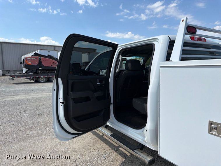 image for item FK3407 2015 Chevrolet Silverado 3500HD Crew Cab utility bed pickup truck