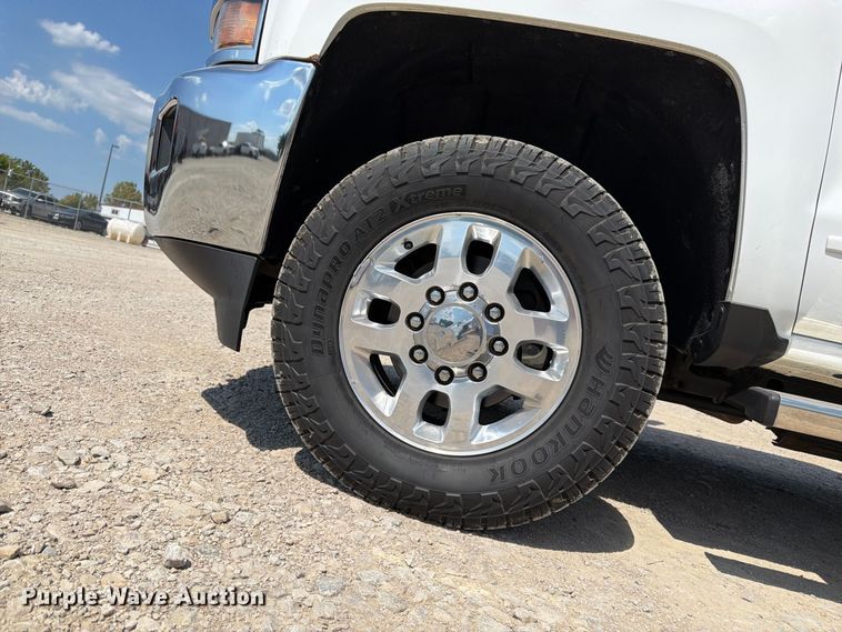 image for item FK3407 2015 Chevrolet Silverado 3500HD Crew Cab utility bed pickup truck