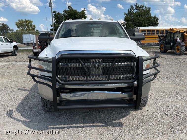 image for item FK3409 2012 Dodge  Ram 3500HD Crew Cab flatbed pickup truck