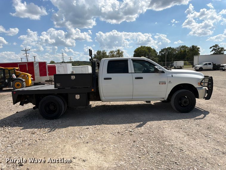 image for item FK3409 2012 Dodge  Ram 3500HD Crew Cab flatbed pickup truck