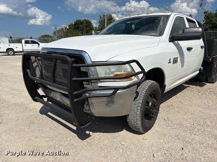 image for item FK3409 2012 Dodge  Ram 3500HD Crew Cab flatbed pickup truck