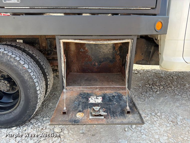 image for item FK3409 2012 Dodge  Ram 3500HD Crew Cab flatbed pickup truck