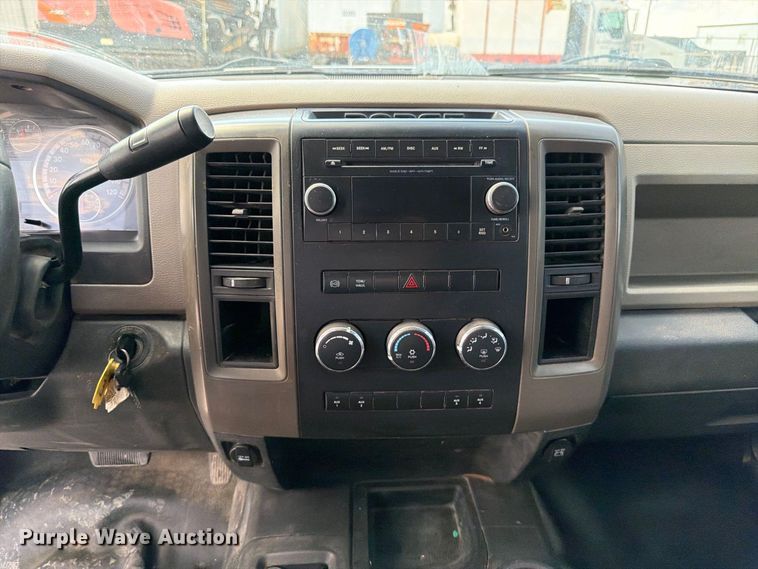 image for item FK3409 2012 Dodge  Ram 3500HD Crew Cab flatbed pickup truck