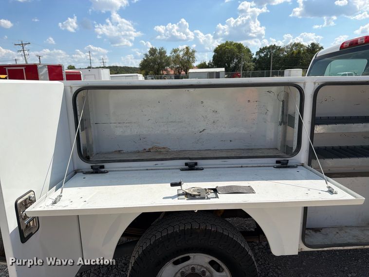 image for item FK3410 2015 GMC Sierra 2500HD Ext. Cab utility bed pickup truck