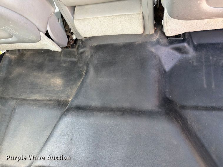 image for item FK3410 2015 GMC Sierra 2500HD Ext. Cab utility bed pickup truck