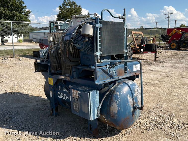 image for item FK3412 Quincy QRD-15 air compressor