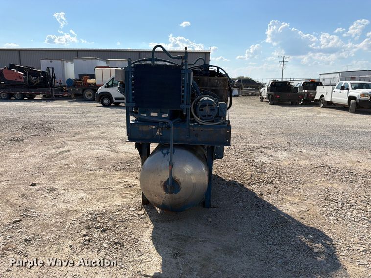 image for item FK3412 Quincy QRD-15 air compressor