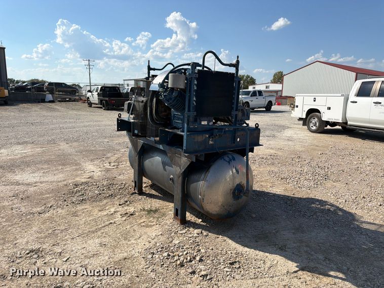 image for item FK3412 Quincy QRD-15 air compressor