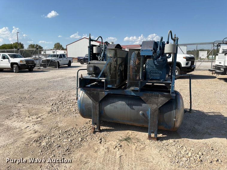 image for item FK3412 Quincy QRD-15 air compressor