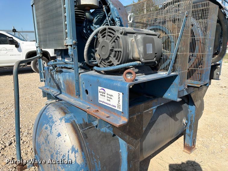 image for item FK3412 Quincy QRD-15 air compressor