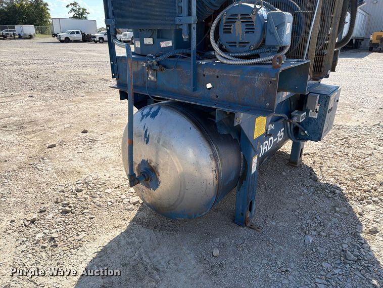 image for item FK3412 Quincy QRD-15 air compressor