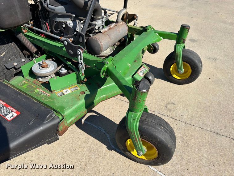 image for item FK3421 2020 John Deere 652R lawn mower
