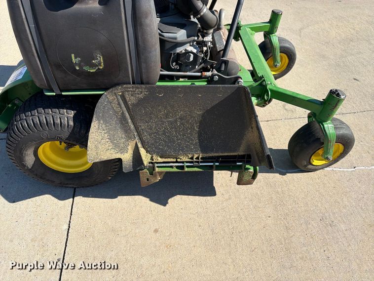 image for item FK3421 2020 John Deere 652R lawn mower