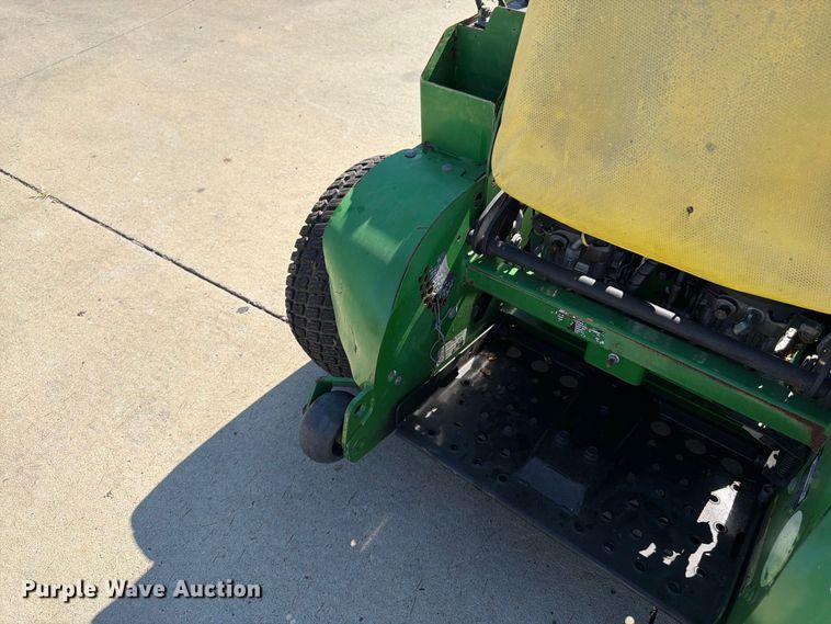 image for item FK3421 2020 John Deere 652R lawn mower