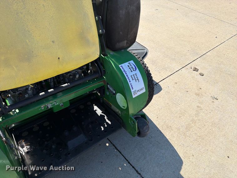 image for item FK3421 2020 John Deere 652R lawn mower