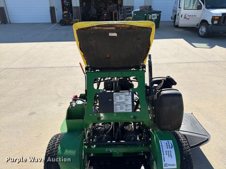 image for item FK3421 2020 John Deere 652R lawn mower