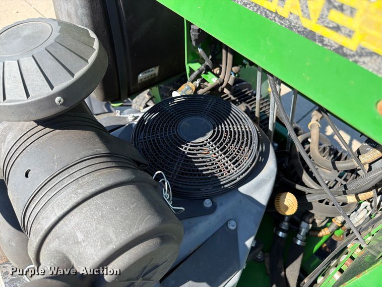 image for item FK3421 2020 John Deere 652R lawn mower