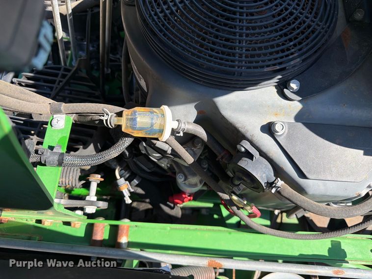 image for item FK3421 2020 John Deere 652R lawn mower