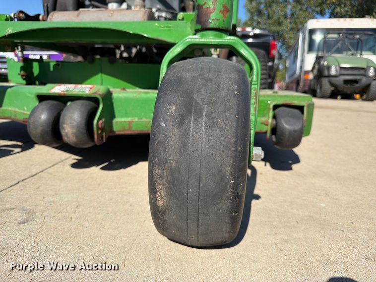 image for item FK3421 2020 John Deere 652R lawn mower