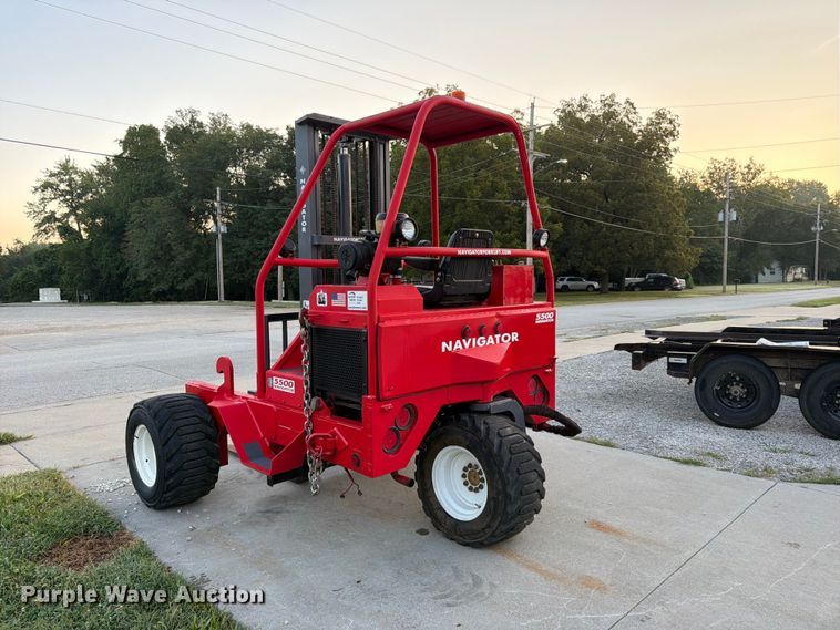 image for item FK3630 2007 Navigator RT 5500 forklift