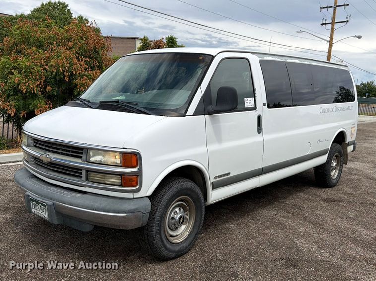 2002 Chevrolet Express van