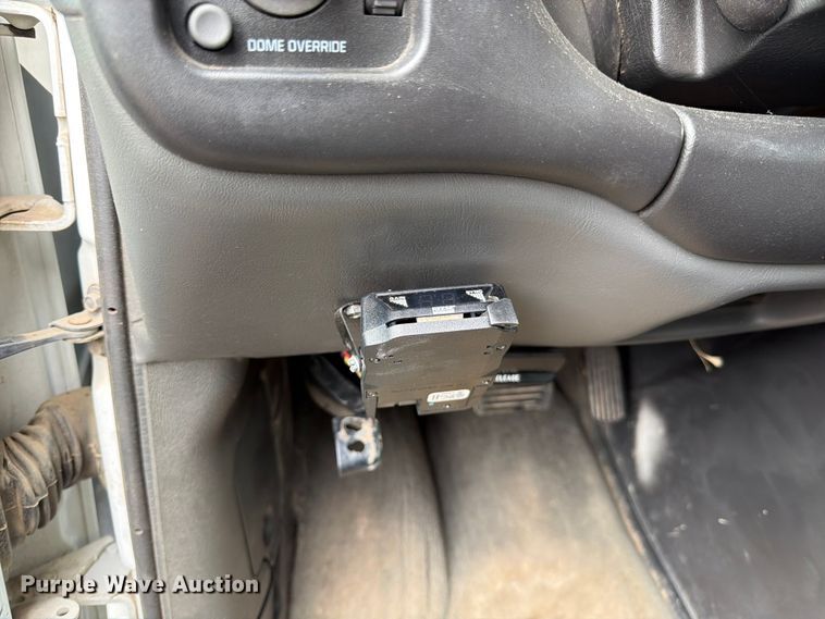 image for item FK4594 2002 Chevrolet Express van