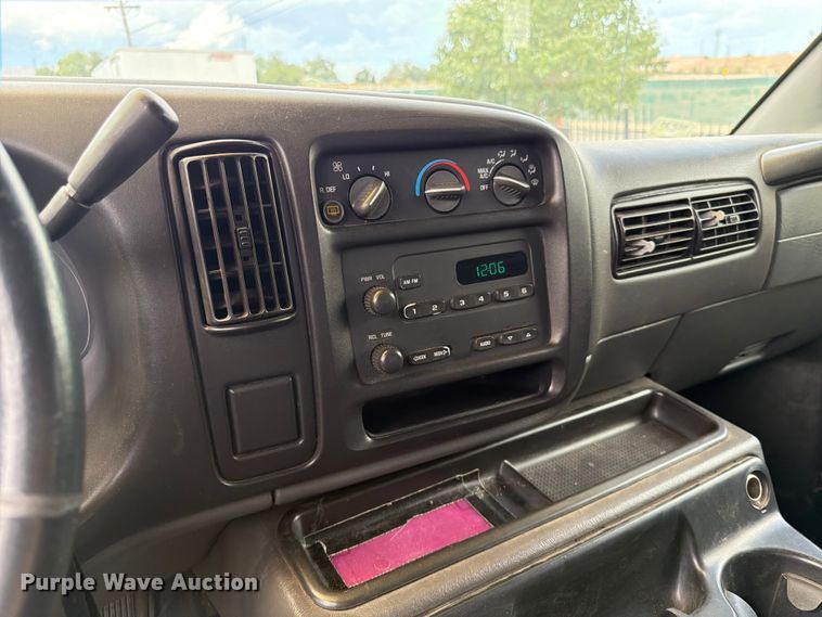 image for item FK4594 2002 Chevrolet Express van