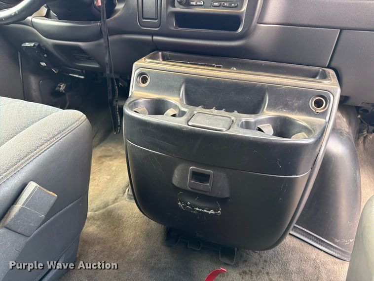 image for item FK4594 2002 Chevrolet Express van