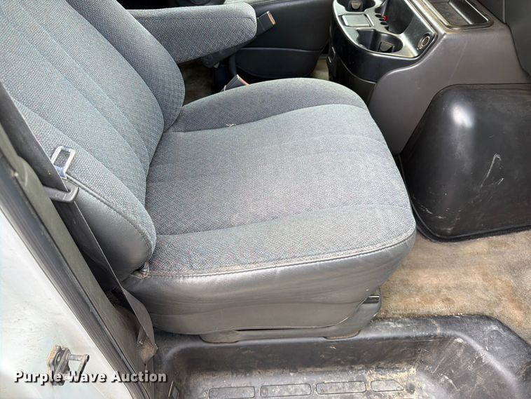 image for item FK4594 2002 Chevrolet Express van