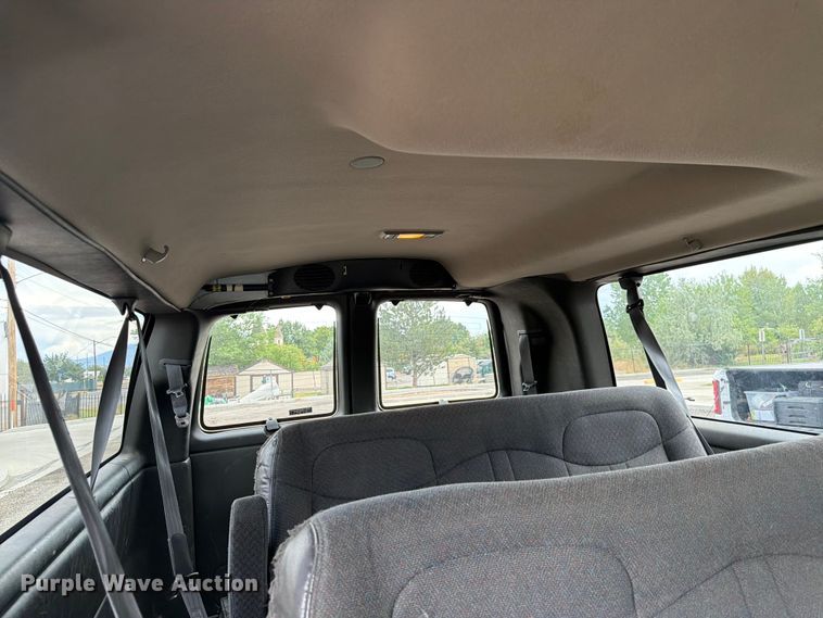 image for item FK4594 2002 Chevrolet Express van