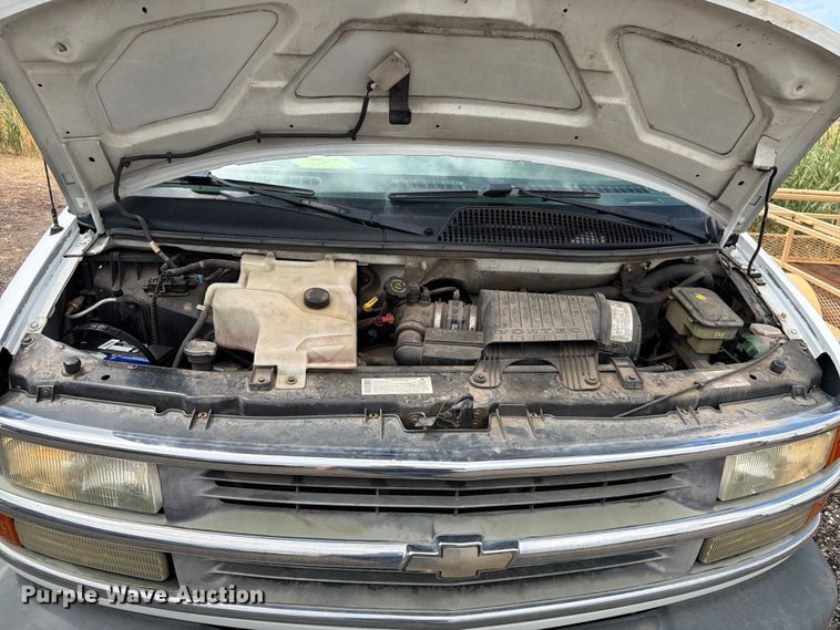 image for item FK4594 2002 Chevrolet Express van