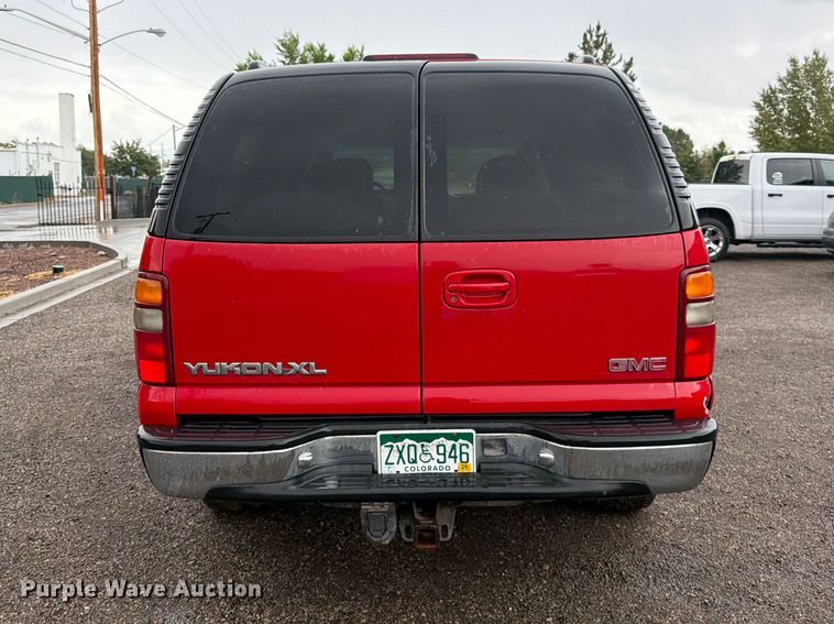 image for item FK4595 2000 GMC Yukon XL SUV