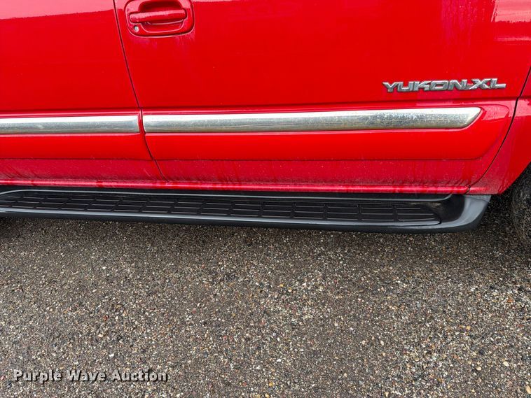image for item FK4595 2000 GMC Yukon XL SUV