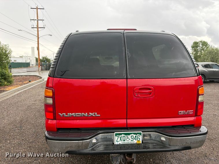image for item FK4595 2000 GMC Yukon XL SUV