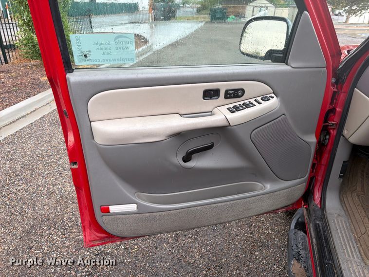 image for item FK4595 2000 GMC Yukon XL SUV