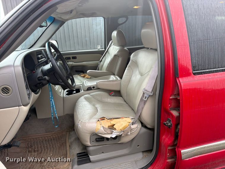 image for item FK4595 2000 GMC Yukon XL SUV