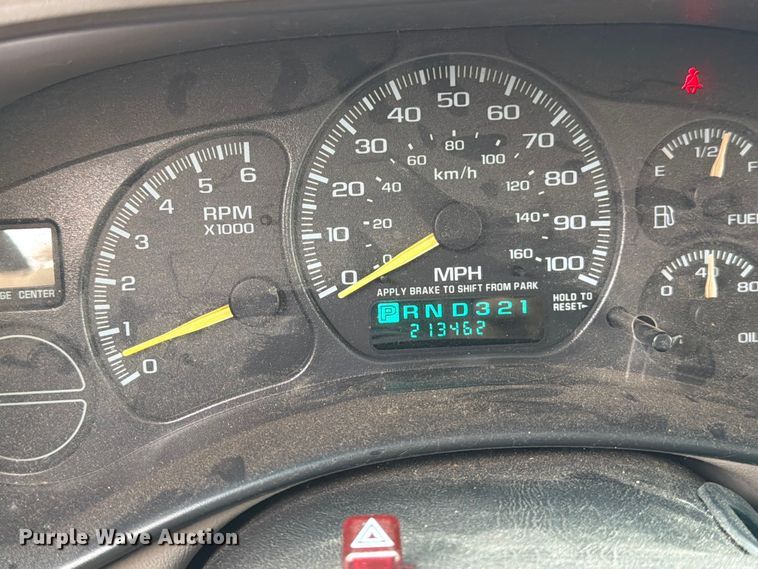 image for item FK4595 2000 GMC Yukon XL SUV