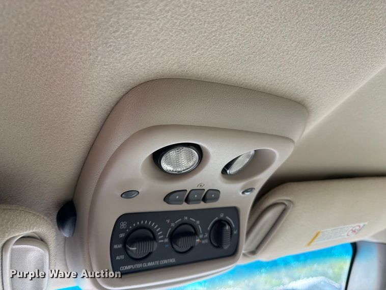 image for item FK4595 2000 GMC Yukon XL SUV