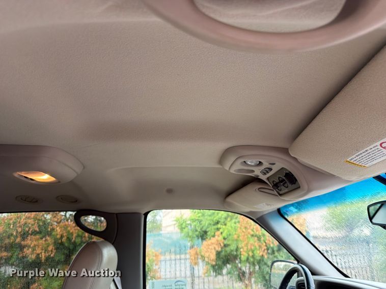 image for item FK4595 2000 GMC Yukon XL SUV