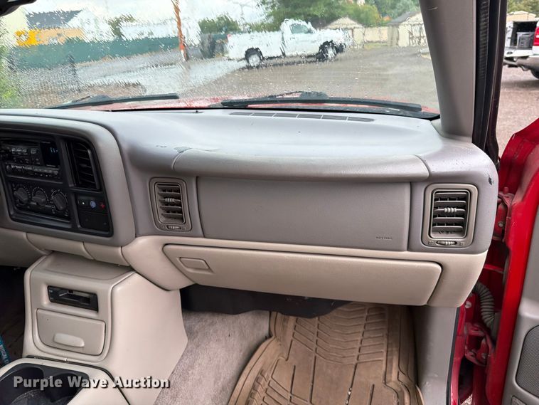 image for item FK4595 2000 GMC Yukon XL SUV