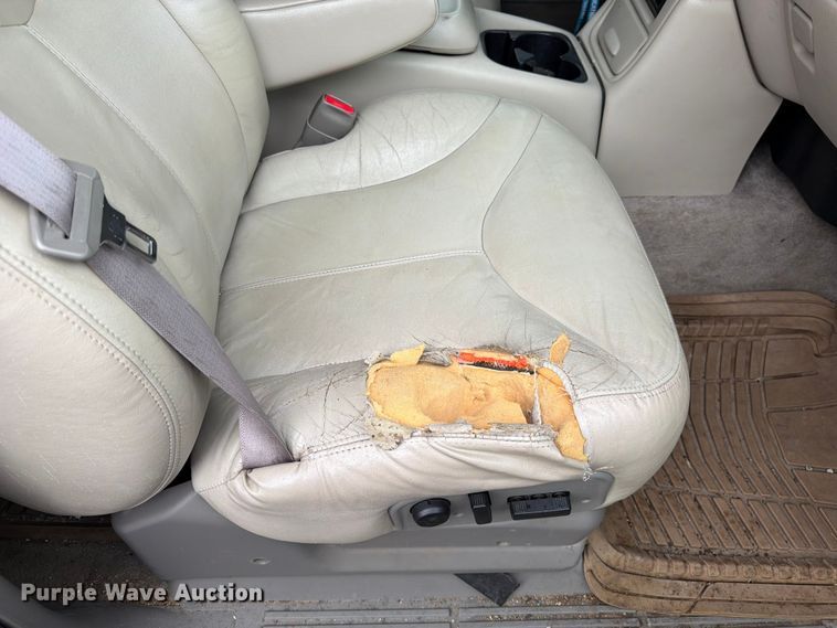 image for item FK4595 2000 GMC Yukon XL SUV