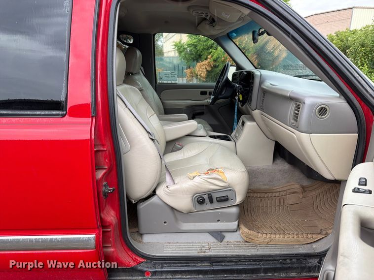 image for item FK4595 2000 GMC Yukon XL SUV